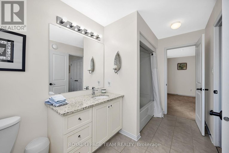 28979788/200-kinloch-court/stonebridge/ottawa/ontario/K2J5S9_30