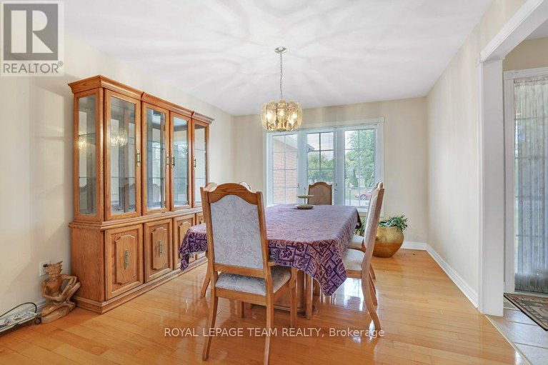 28851988/2120-trailwood-drive/north-gower/ottawa/ontario/K0A2T0_10