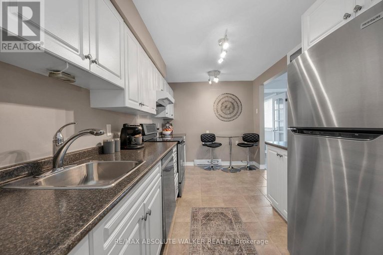 29651248/38b-782-st-andre-drive/hiawatha-parkconvent-glen/ottawa/ontario/K1C4R7_28