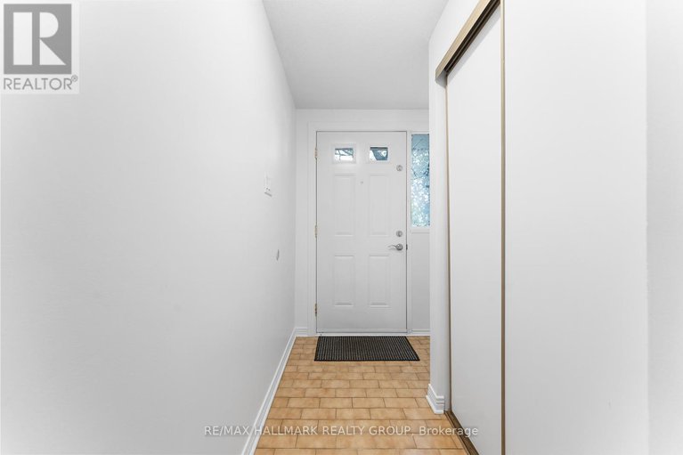 28722479/1916-russell-road/elmvale-acres/ottawa/ontario/K1G1L6_3