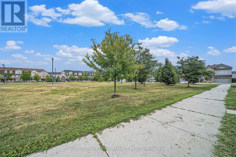 28760664/g-3721-riverbreeze-street/half-moon-bay/ottawa/ontario/K2J0T1_33