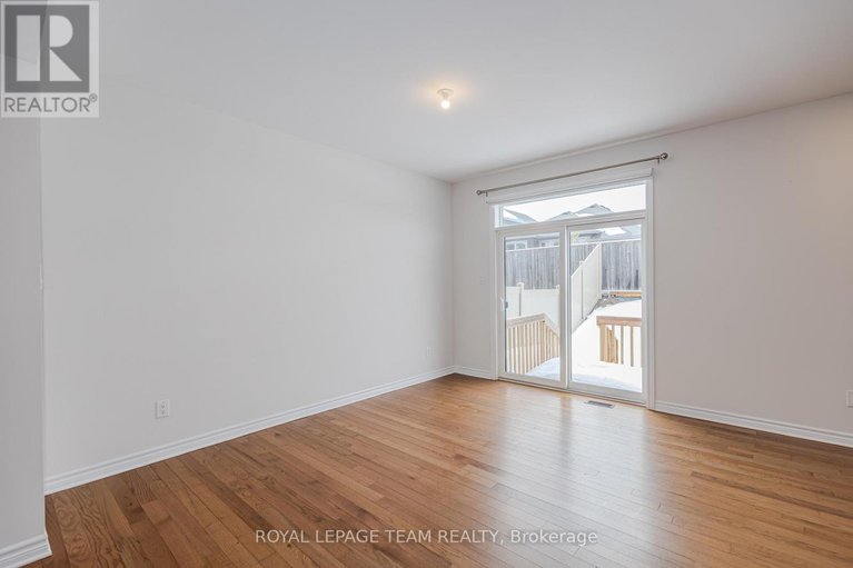 29446143/608-enclave-lane/town-of-rockland/clarence-rockland/ontario/K4K0M8_38