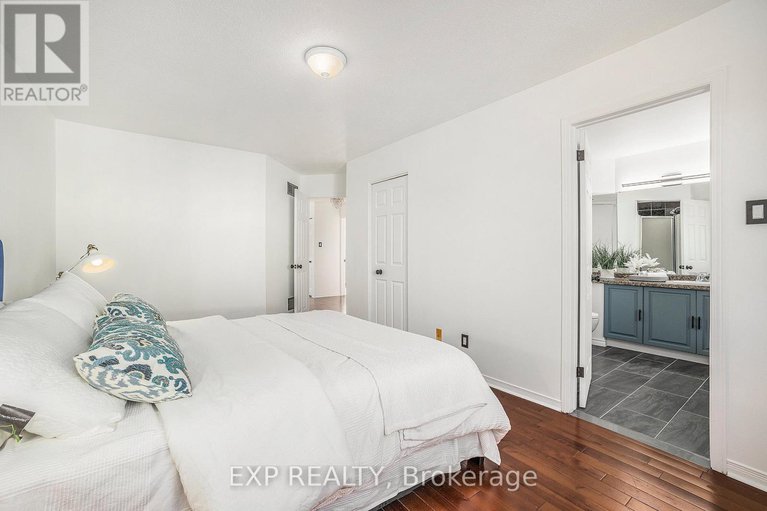 28017315/33-bridle-park-drive/bridlewood/ottawa/ontario/K2M2E2_16
