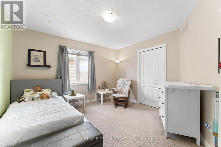 28387113/316-sugar-pine-crescent/bridlewood/ottawa/ontario/K2M0B1_31