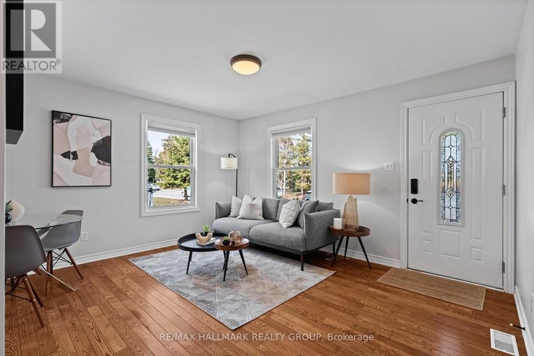 29614829/924-fisher-avenue/carlington/ottawa/ontario/K1Z6P4_4