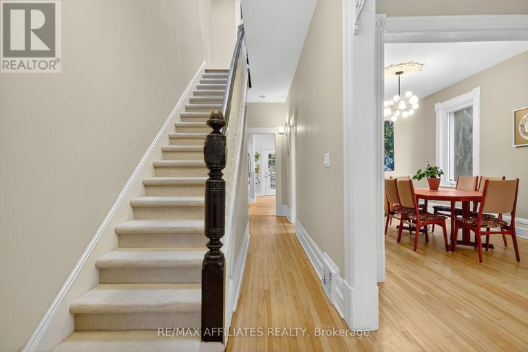 28967487/31-fourth-avenue/glebe/ottawa/ontario/K1S2L1_2