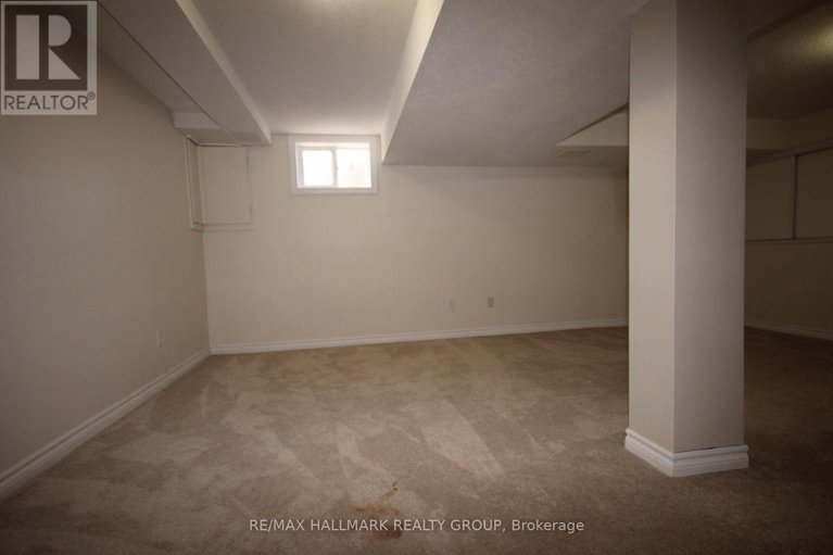 28637168/37-b-glenridge-road/meadowlandscrestview/ottawa/ontario/K2G1G2_19