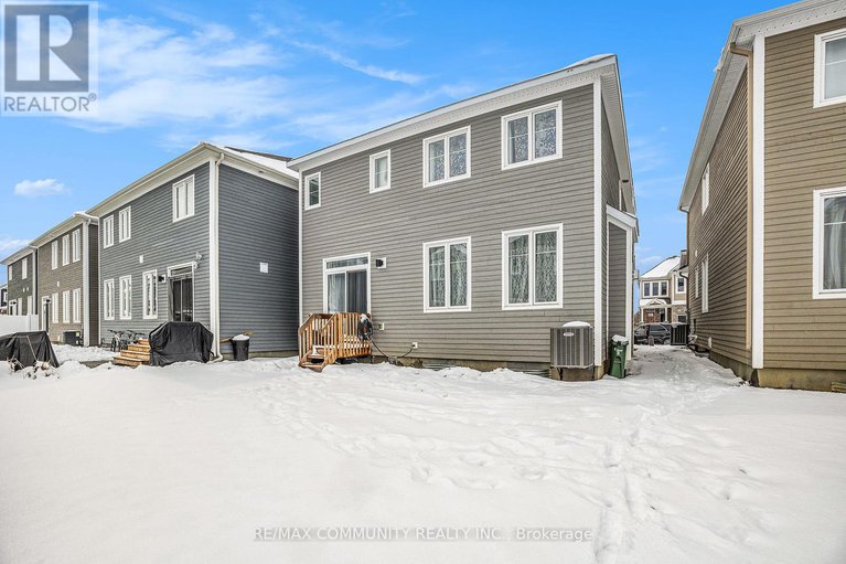 28426544/243-pursuit-terrace/goulbourn-twp-from-franktown-rdsouth-to-rideau/ottawa/ontario/K0A2Z0_25