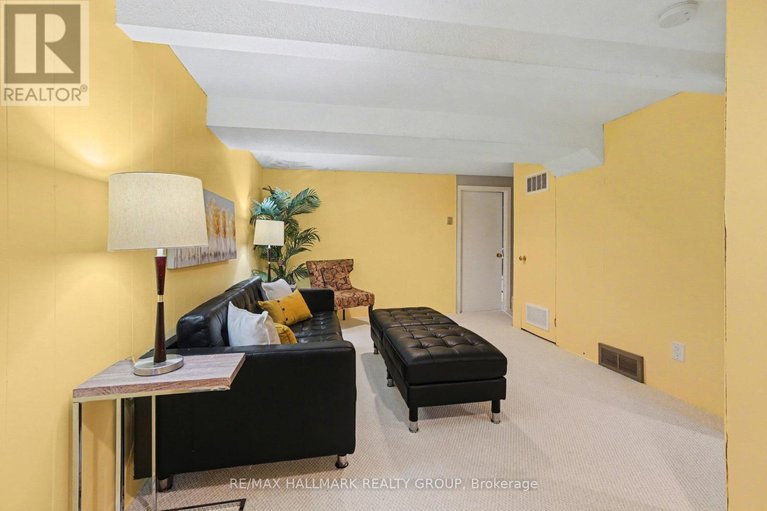 29623679/907e-elmsmere-road/beacon-hill-south/ottawa/ontario/K1J8G4_19