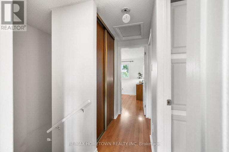 28783270/8b-sonnet-crescent/westcliffe-estates/ottawa/ontario/K2H8W6_13