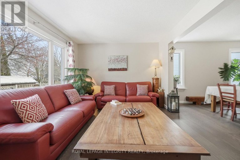 29381594/1456-michaelsem-street/chateauneuf/ottawa/ontario/K1C7C3_16