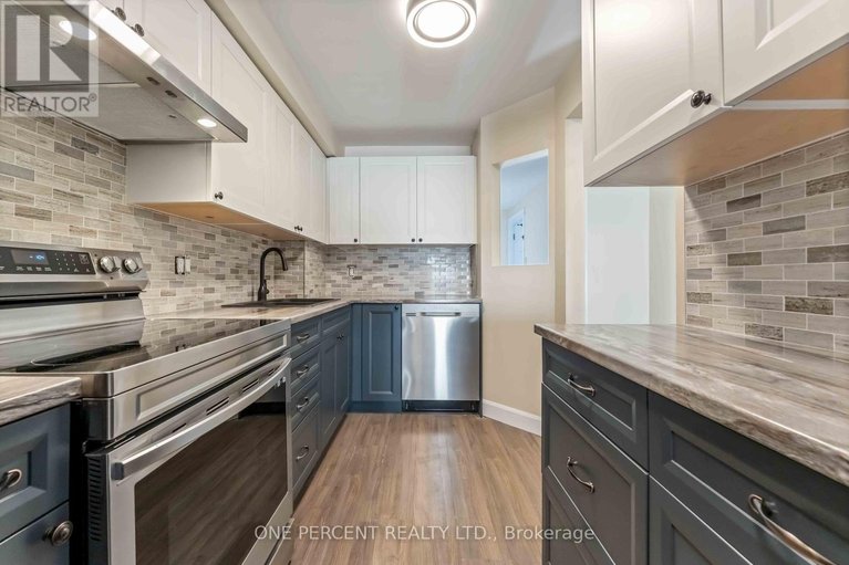 29514988/a-6643-bilberry-drive/convent-glen-north/ottawa/ontario/K1C4N5_11