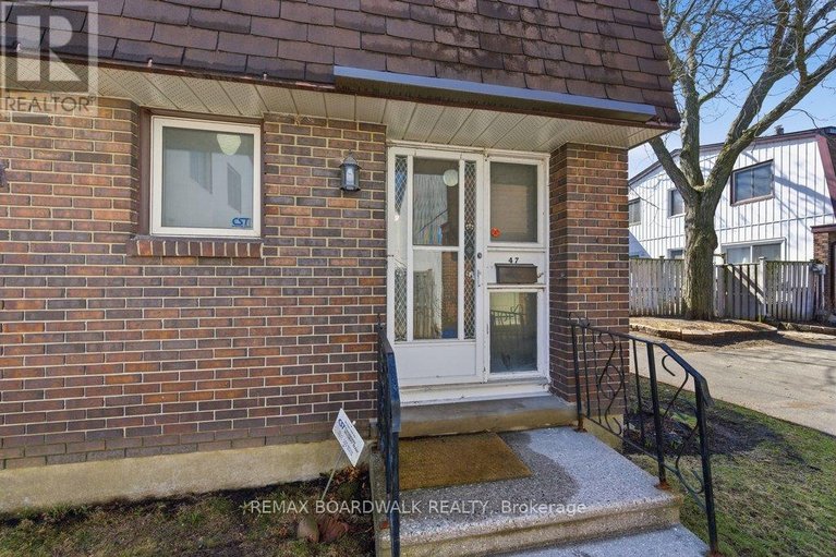 29640034/47-2210-loyola-avenue/beaconwood/ottawa/ontario/K1J8H5_2