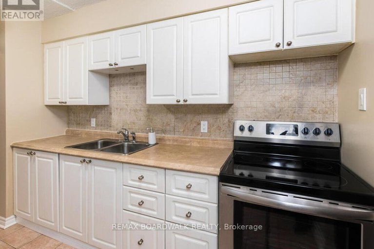 29255405/709-2400-virginia-drive/urbandale-acres/ottawa/ontario/K1H8L3_8