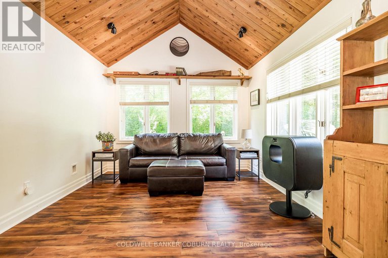 28655671/2482-mcgee-side-road/huntley-ward-south-east/ottawa/ontario/K0A1L0_18
