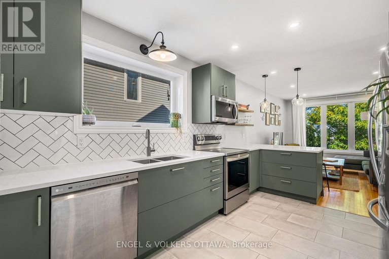 29427453/1270-cheverton-avenue/alta-vista/ottawa/ontario/K1H7P6_14