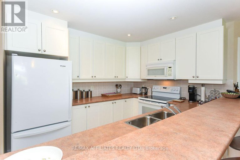 28598695/317-905-beauparc-private/cyrville/ottawa/ontario/K1J0A1_16