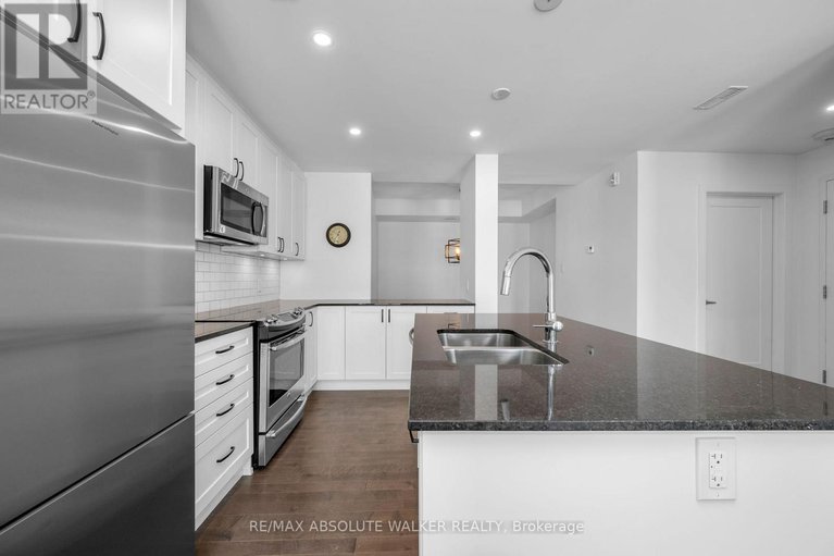 29419631/101-305-elizabeth-cosgrove-private/mer-bleuebradley-estatesanderson-park/ottawa/ontario/K1W0K6_6