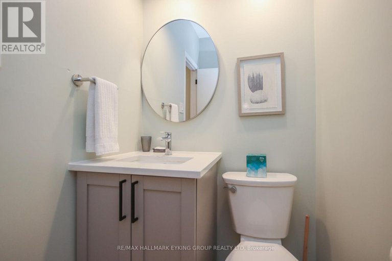 28220496/239-york-street/lower-town/ottawa/ontario/K1N5T9_38