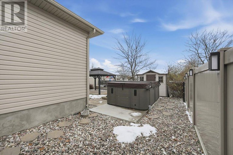 29228636/113-dorina-sarazin-crescent/clarencerockland-twp/clarence-rockland/ontario/K4K0G6_37