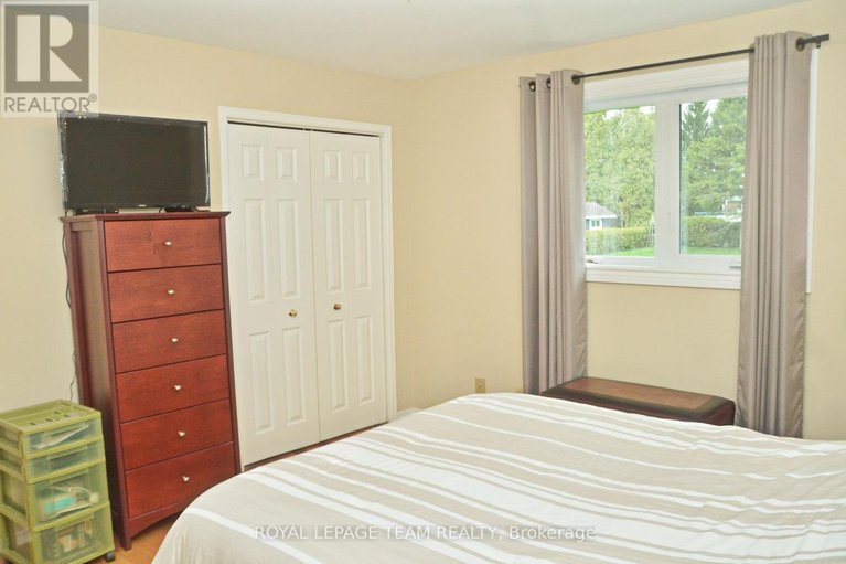 29683602/11119-grisdale-boulevard-w/south-dundas-matilda-twp/south-dundas/ontario/K0E1K0_15