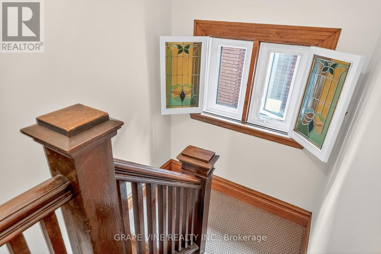 28768922/65-bristol-avenue/old-ottawa-southrideau-gardens/ottawa/ontario/K1S1P8_15