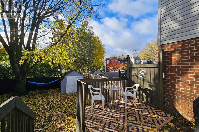 29428400/7-fallow-court/hunt-club-parkgreenboro/ottawa/ontario/K1T1W8_21