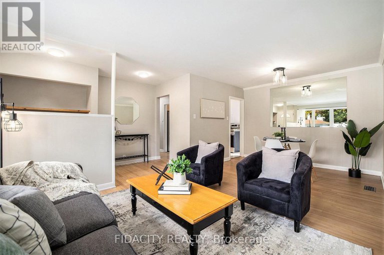 29050100/42-stinson-avenue/lynwood-village/ottawa/ontario/K2H6N4_6