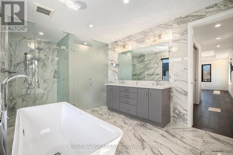 28645547/888-melwood-avenue/mckellar-heightsglabar-park/ottawa/ontario/K2A3C3_24