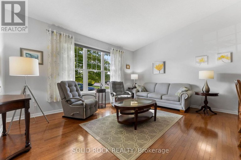 28848502/659-country-trail-private/carlsbad-springs/ottawa/ontario/K0A1K0_5