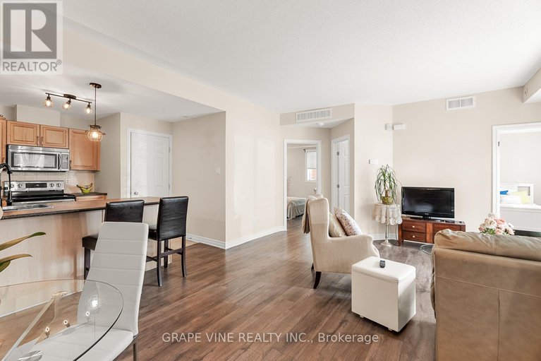 28628739/d-165-crestway-drive/barrhaven-east/ottawa/ontario/K2G7C8_10