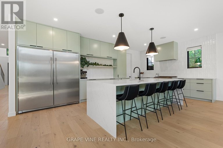 29642909/1108a-falaise-road/borden-farmstewart-farmcarleton-heightsparkwood-hills/ottawa/ontario/K2E6R2_11