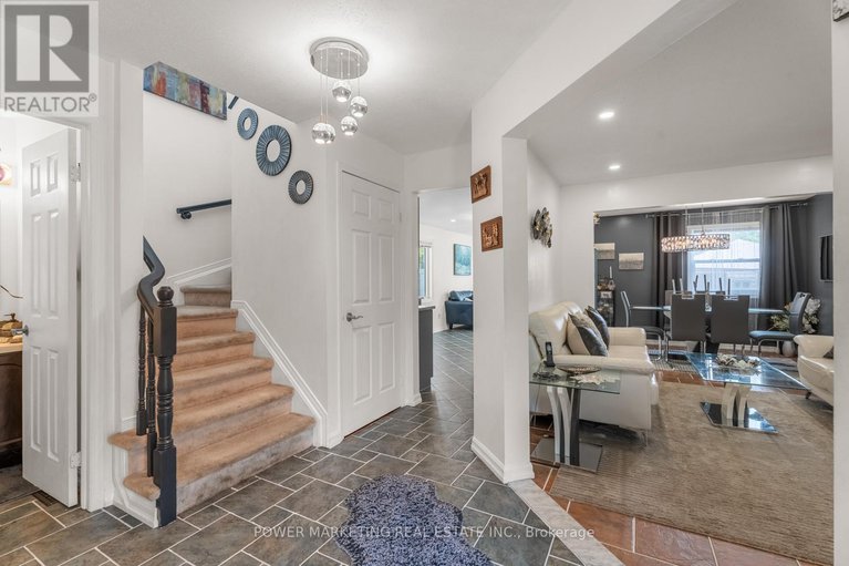 28418815/49-shandon-avenue/longfields/ottawa/ontario/K2J4E3_5