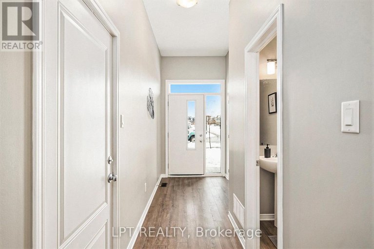 29097945/381-cope-drive/emerald-meadowstrailwest/ottawa/ontario/K2V0P7_5