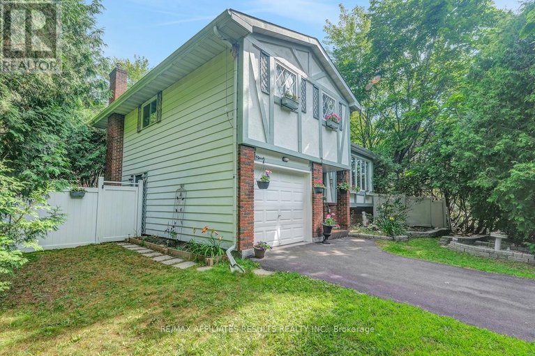 28656485/2-wedgewood-crescent/blackburn-hamlet/ottawa/ontario/K1B4B4_2
