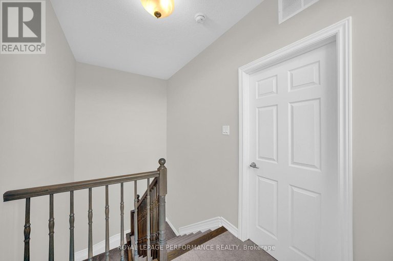 29430719/517-ozawa-private-e/cfb-rockcliffe-and-area/ottawa/ontario/K1K4Z8_24