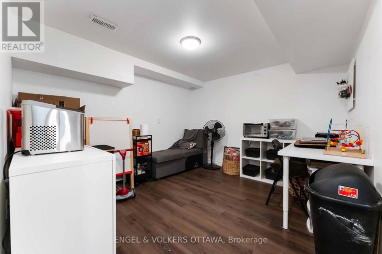 28946103/58-1375-bethamy-lane/beacon-hill-south/ottawa/ontario/K1J8P5_22