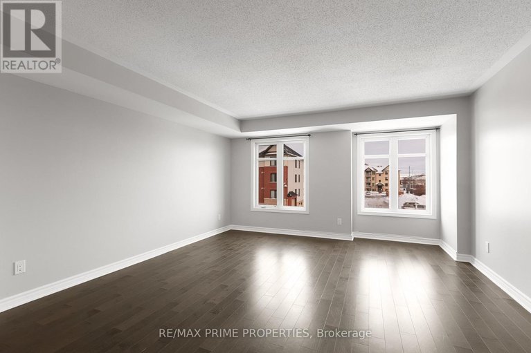 29217498/166-bluestone-private/avalon-west/ottawa/ontario/K4A0X7_8