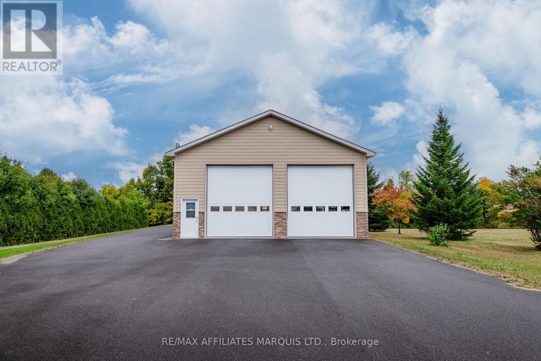 28911560/100-front-street-e/alexandria/north-glengarry/ontario/K0C1A0_29