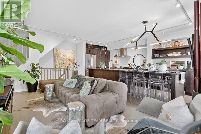 29283467/787-element-private/emerald-meadowstrailwest/ottawa/ontario/K2M0M7_15