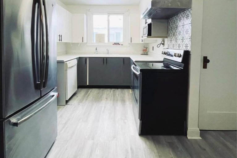 29018998/378-enfield-avenue/vanier/ottawa/ontario/K1L7L3_7