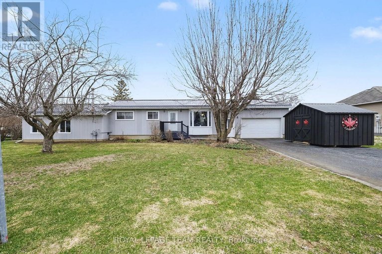 29608684/3041-bridge-street/north-dundas-mountain-twp/north-dundas/ontario/K0E1W0_2