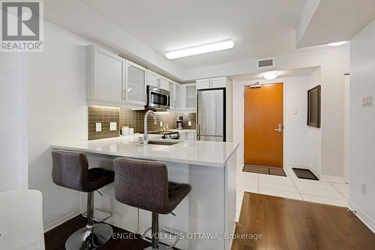 28875883/707-195-besserer-street/sandy-hill/ottawa/ontario/K1N0B6_15