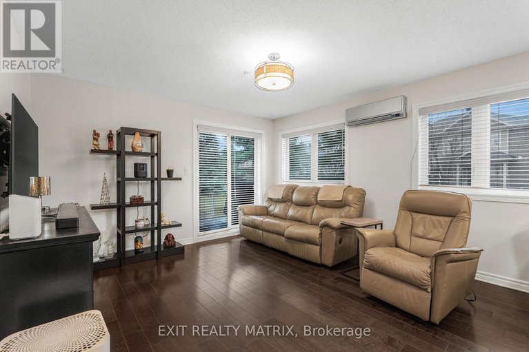 29615582/101-141-potts-private/notting-hillsummerside/ottawa/ontario/K4A0X9_12