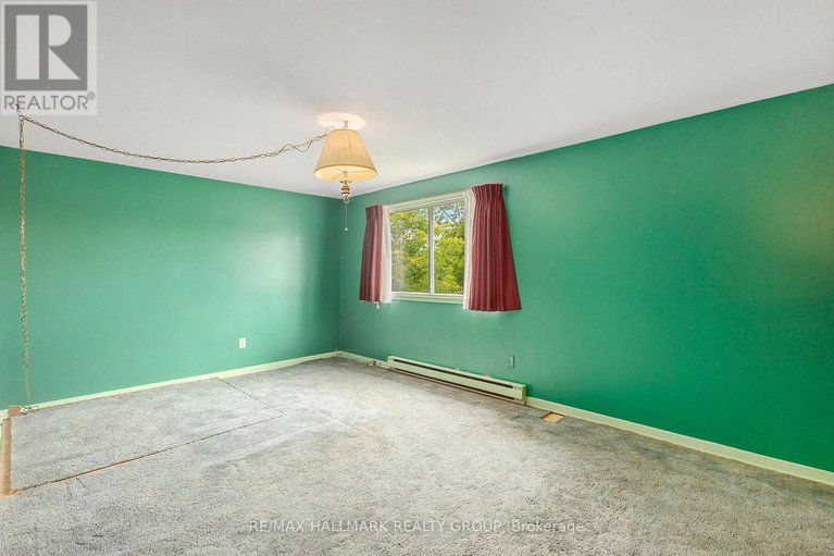 28568796/2375-cheshire-road/parkway-park/ottawa/ontario/K2C1G2_24