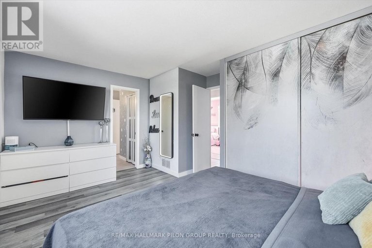 29538361/1456-prestone-drive/bilberry-creekqueenswood-heights/ottawa/ontario/K1E1M4_12