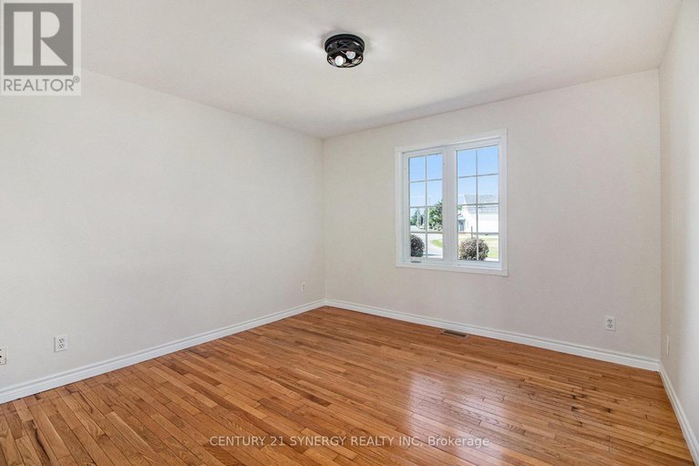 28865875/7-bridge-street/north-stormont-finch-twp/north-stormont/ontario/K0A1R0_22