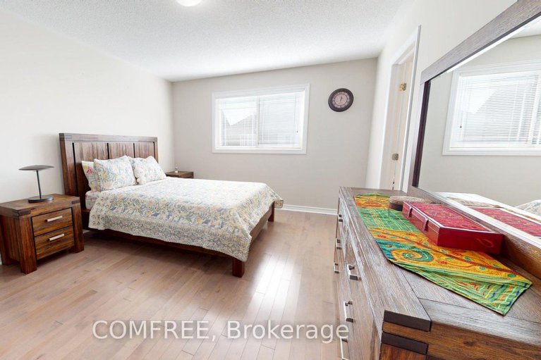 29274560/433-barrick-hill-road/emerald-meadowstrailwest/ottawa/ontario/K2M0H7_14