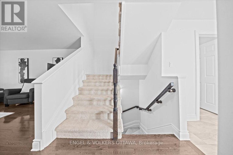 29405370/273-dion-avenue/town-of-rockland/clarence-rockland/ontario/K4K0M4_5