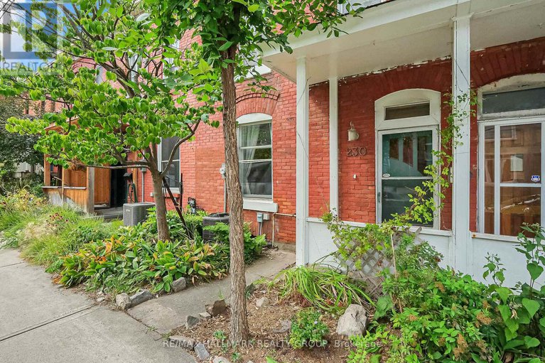 28774423/230-booth-street/west-centre-town/ottawa/ontario/K1R7J6_1